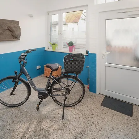 Marie 4, Apartment *